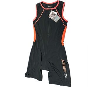 RunBreeze Triathlon Suit Breathable,Quick-Drying Tri Suit w/Dual Rear Pockets